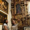 Descubra la catedral de Sevilla y sus alrededores con un guía local - Imagen 4